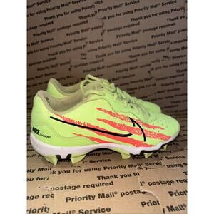 Nike Alpha Huarache 4 Keystone Youth Cleats Green, Bright Crimson size 4.5Y